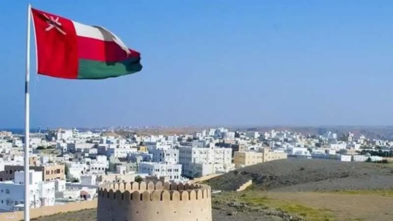 بعد وصول قائد القوّة البحريّة الإيرانية... عمان تستعدُّ لاستقبال شخصيّة مُهمّة