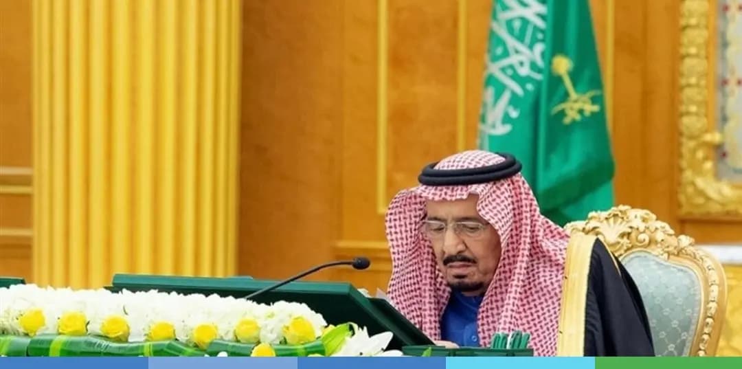 العاهل السعودي يغرد في ذكرى تأسيس المملكة