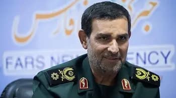 ايران تنتجُ سفناً و غواصاتٍ مسيرة