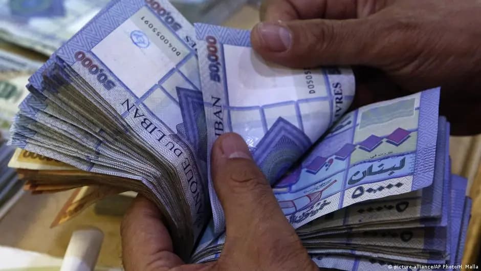 "مصرف لبنان" يسلّم الأموال للمصارف عبر "صيرفة"!