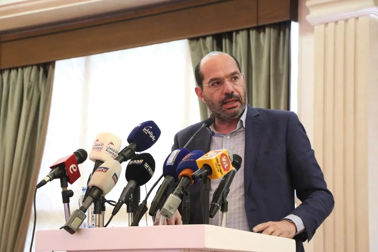 "الكذب والتربية ما بيمشوا".. مراد: لا يستطيع أحدٌ أن ينقذ قطاع التربية ويتذاكى على حقوق الأساتذة