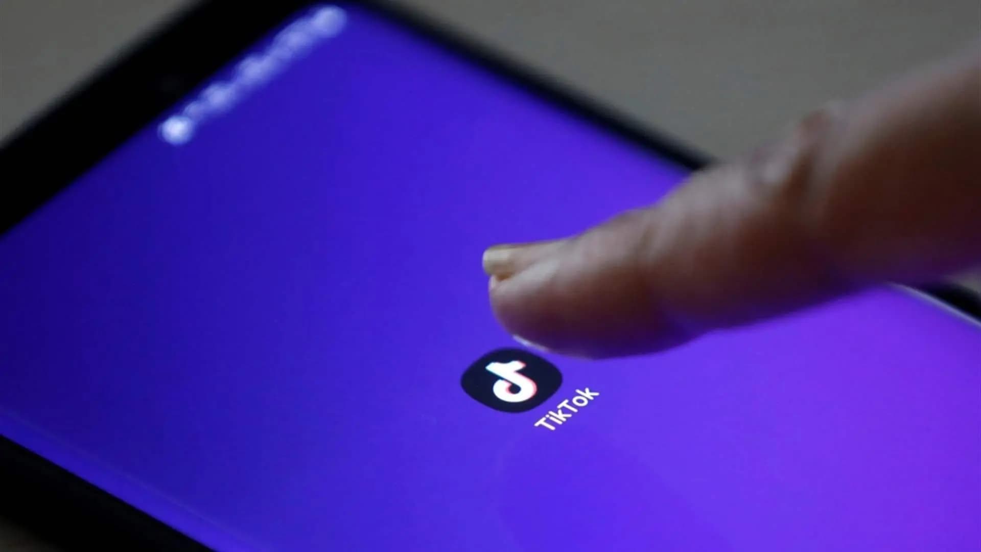 "التيكتوك" ممنوعٌ على موظفي بلجيكا