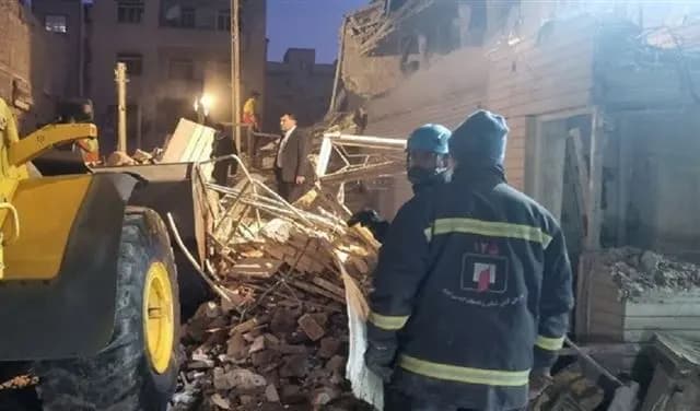 انفجارٌ في مبنى سكنيّ في إيران