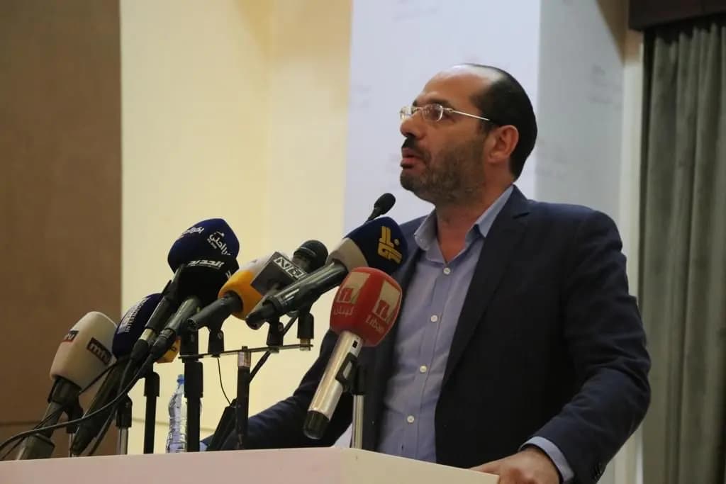 مراد يحذِّرُ: على الحكومة الالتفات لهموم الناس وإلَّا فإنَّنا ذاهبون إلى انفجارٍ لن يوفَّرَ أحدًا..!