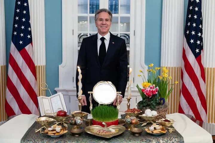 وزير الخارجية الأميركي يحتفل بعيد "النوروز"!