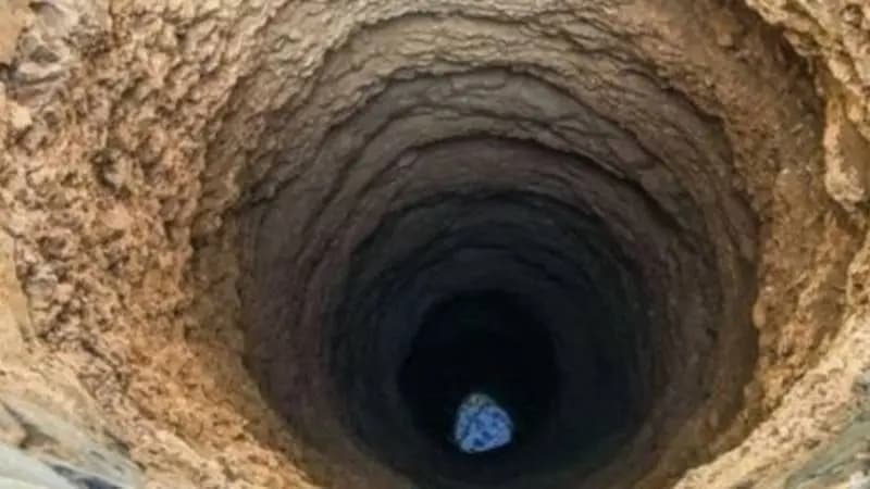 سقوطُ شخصينِ داخلَ بئرٍ في الضّنية