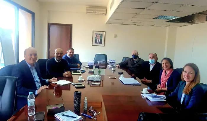 اجتماع مع البنك الدولي في وزارة البيئة للبحث في عملية ترميم معامل فرز النفايات