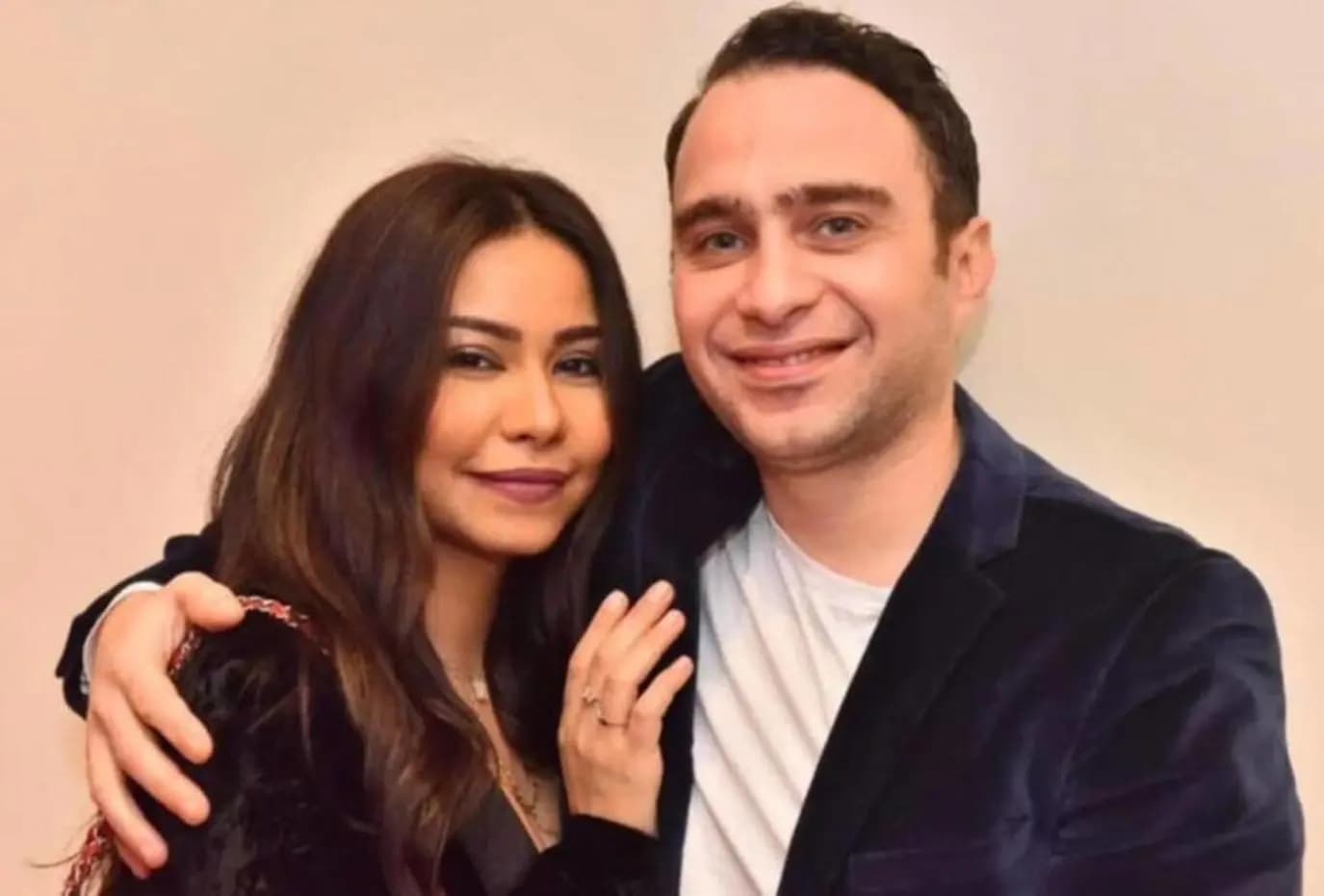 بعد أن أشيع خبر انفصالهما... مفاجأةٌ من حسام حبيب لشيرين عبر إنستغرام...