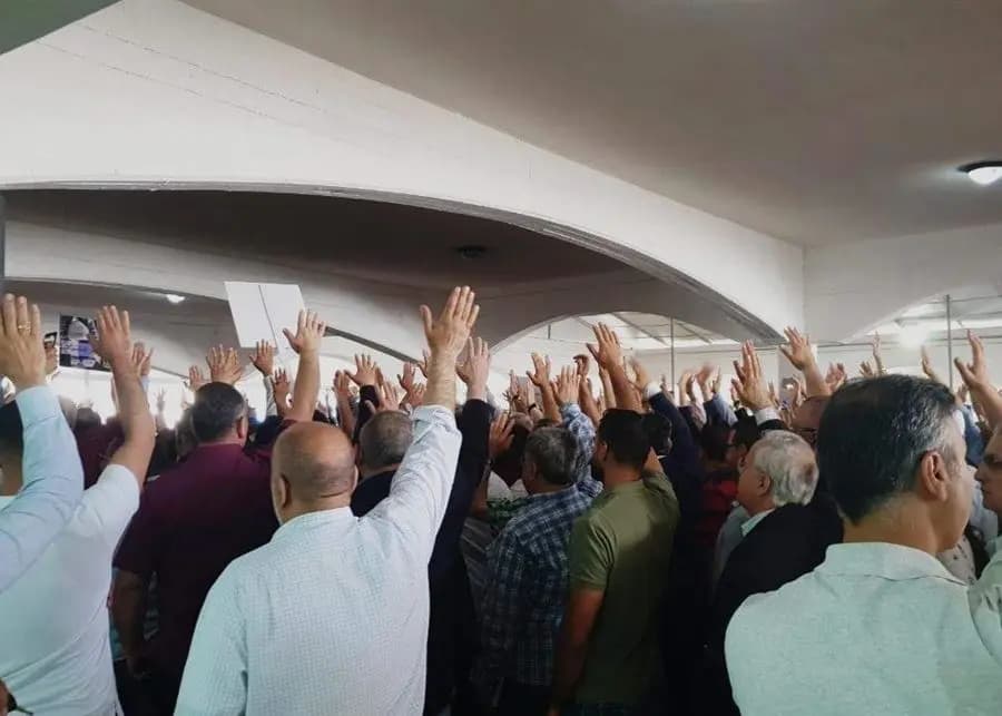 هل يُقرّ مجلس الوزراء مطالب القطاع العام ومُوظفي أوجيرو؟
