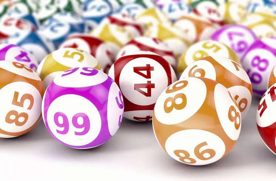 أيها اللبنانيون الـLoto بالدولار