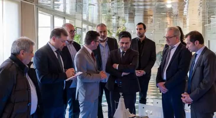 وزير الأشغال العامة والنقل في زيارته للشركة الفرنسية CMN في فرنسا
