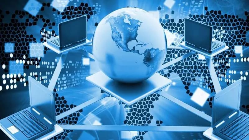 90% من مراهقات وشابات الدول الفقيرة محرومات من الإنترنت