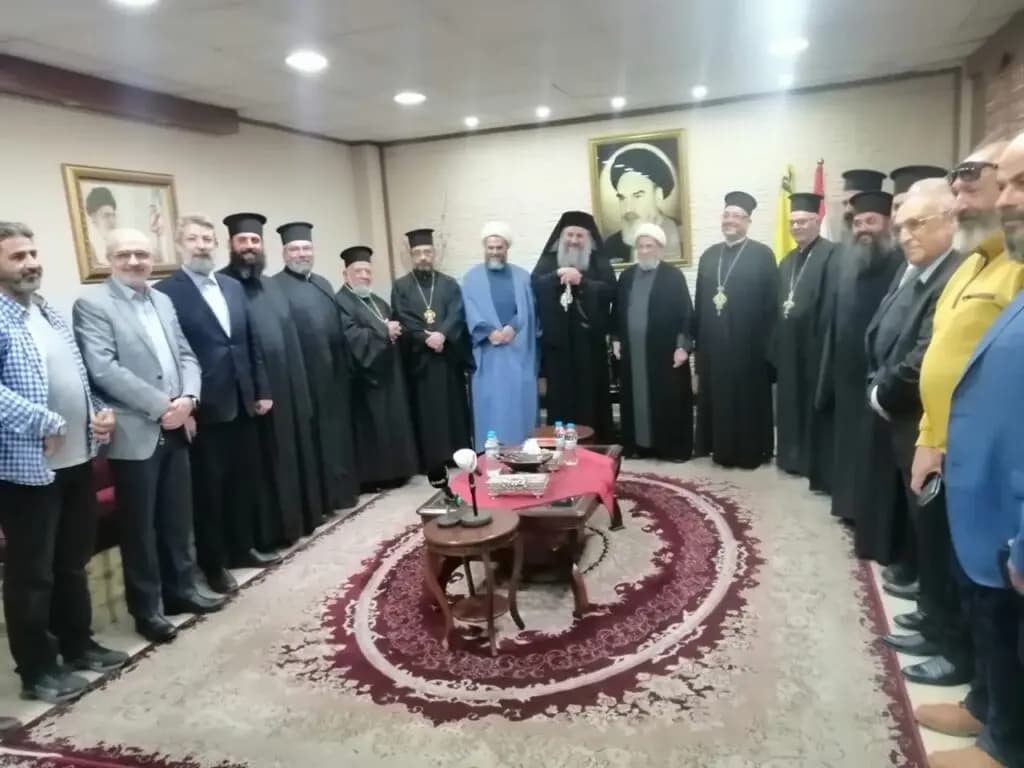 يزبك يلتقي المطران "الصوري"