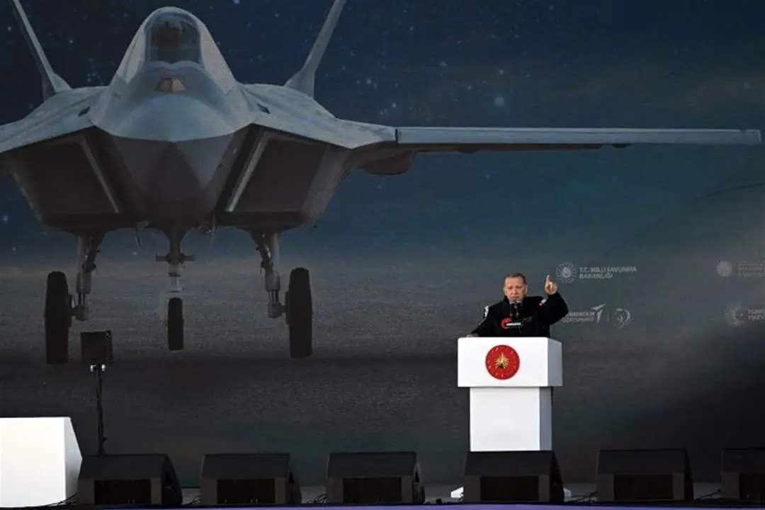 أردوغان يكشف عن "قآن"!
