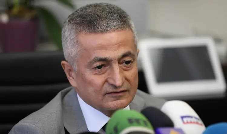 وزير المالية وقع قرارا مدد بموجبه للمرة الأخيرة لغاية 29/4/2022 ضمنا مهلة تقديم التصريح السنوي العائد لضريبة الدخل