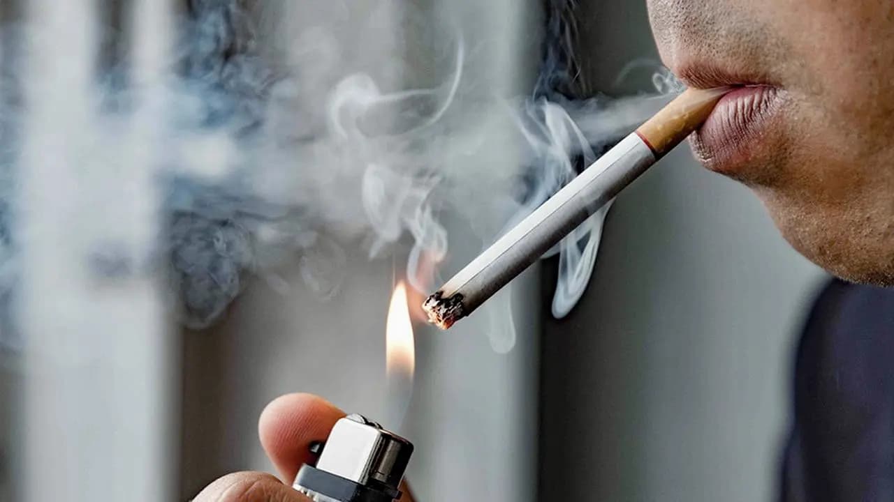 بلد عربيّ يحتلّ المرتبة الأولى عالميًّا بانتشار التّدخين