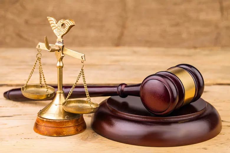 قرار قضائي جديد حول الظهور الإعلامي للمحامين
