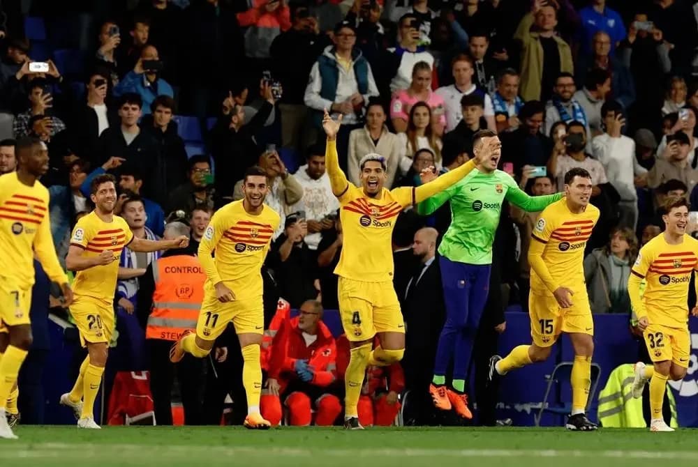 برشلونة بطلًا للدوري الإسباني للمرة الـ 27 في تاريخه