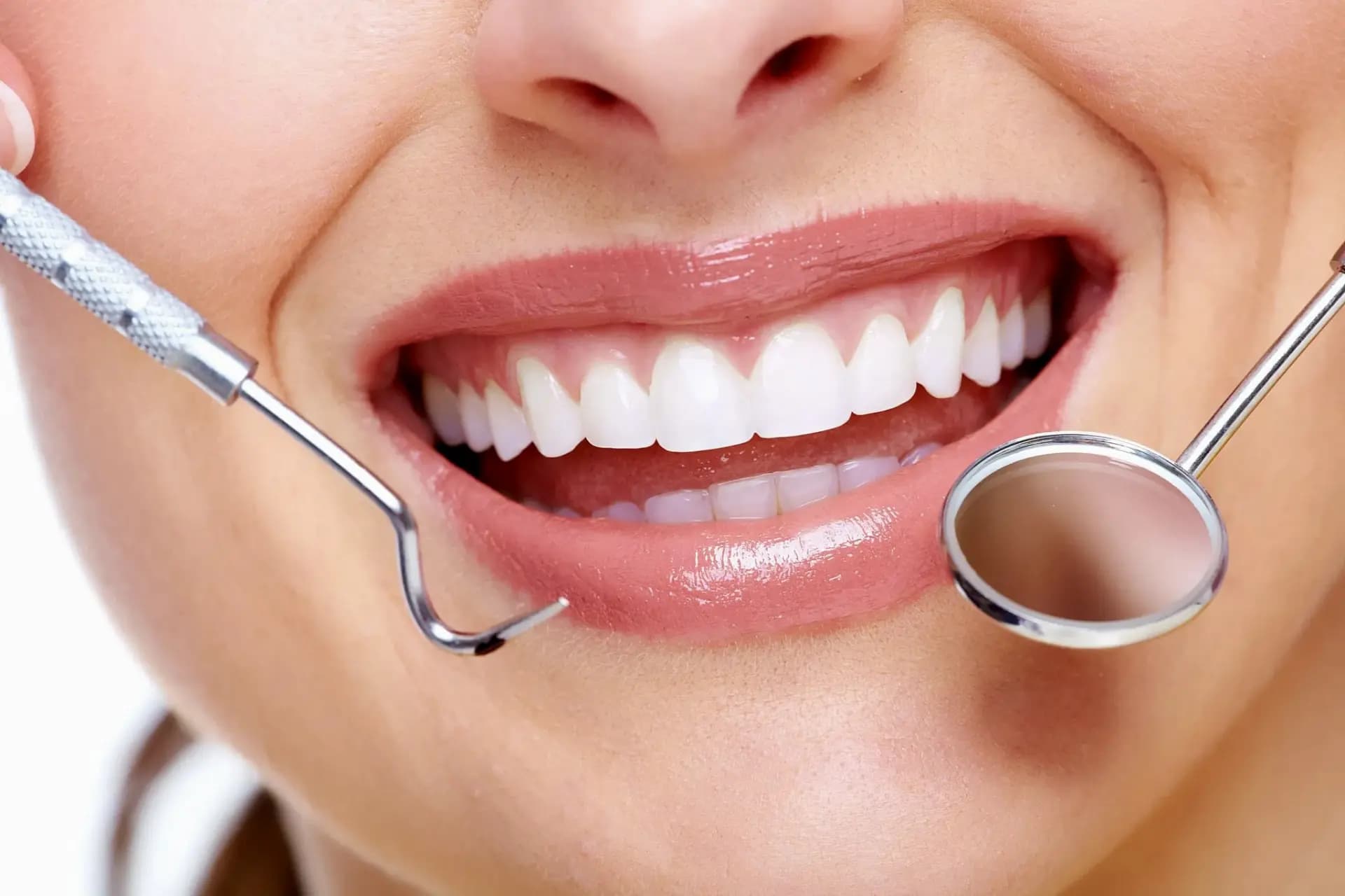 عادات تدمر الأسنان