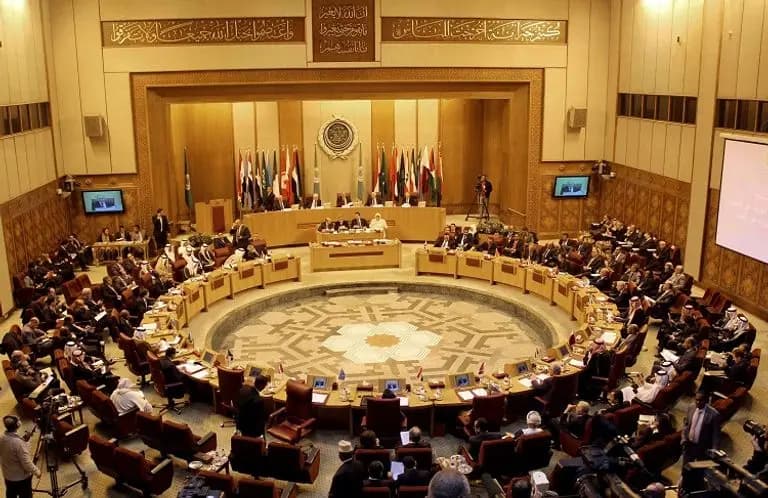 القممُ العربيةُ نعمةٌ أم نقمةٌ على الشعوب العربية؟