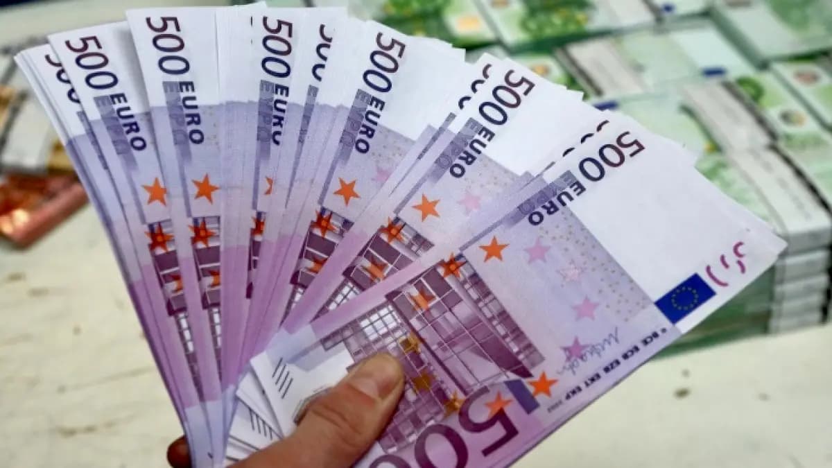 تباطؤ النمو بمنطقة اليورو