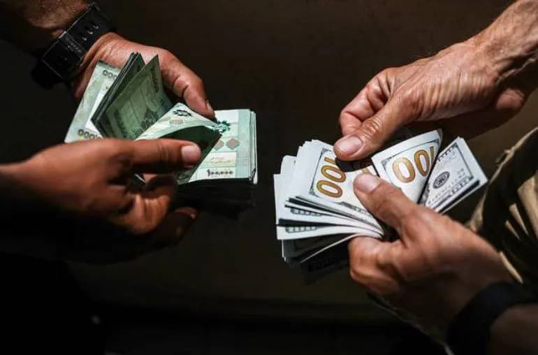 إرتفاعٌ بـسعر دولار السوق السوداء