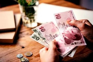 هل تصدر تركيا فئة جديدة من عملتها؟