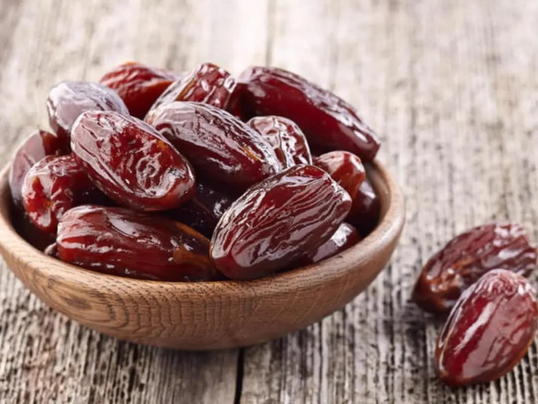 فوائد التمر قبل النوم... حقائق مدهشة