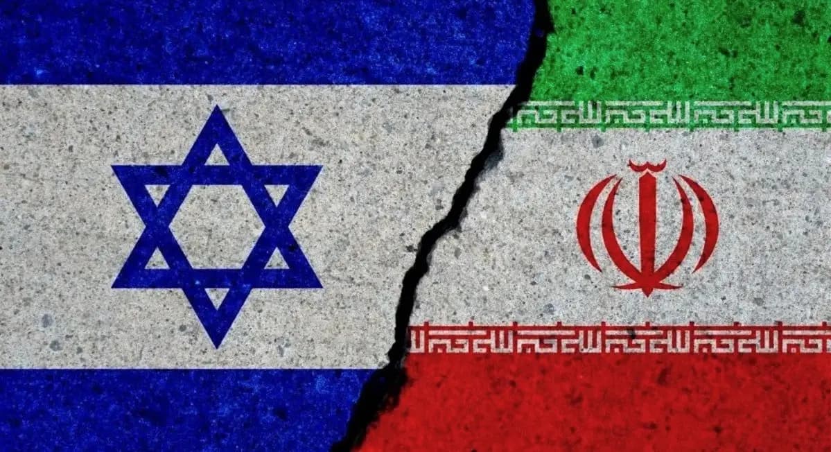 صاروخ إسرائيلي ردّا على صاروخ فاتح الإيراني