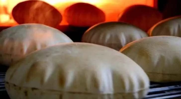 وزارة الاقتصاد تحدد سعر ربط الخبز الصغيرة