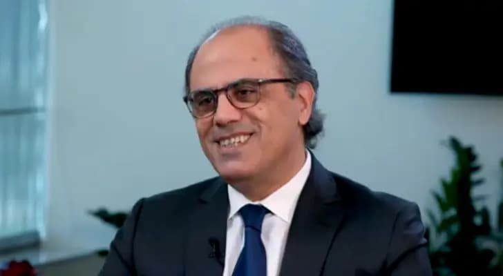 هل يلتقي "أزعور" و"لودريان"؟!