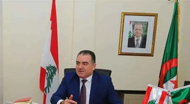 السفير محمد حسن التقى وزير الصحة في الجزائر