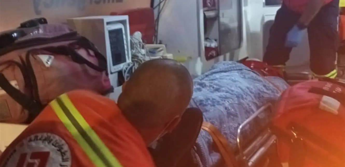 إشكالٌ عندَ إشارة عزمي