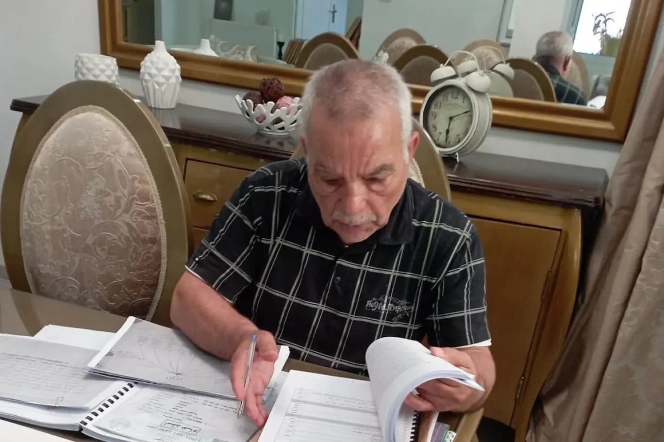 تونسي يتقدّم لـ"البكالوريا"بعمر 72 عامًا!