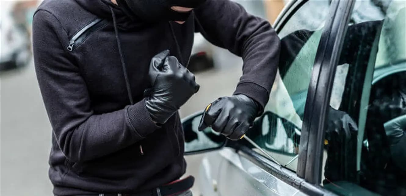 توقيف سارق سيارات في المرج و مجدل عنجر