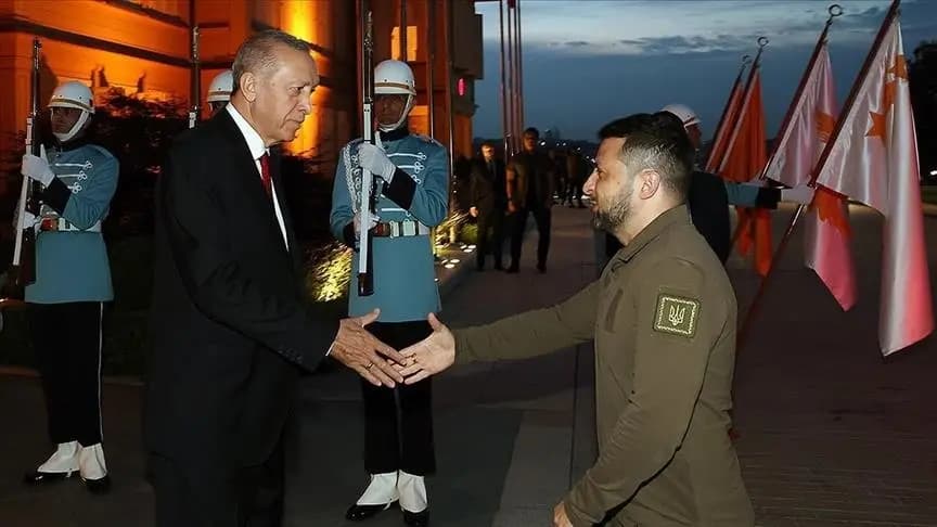 زيلينسكي يصل إلى تركيا