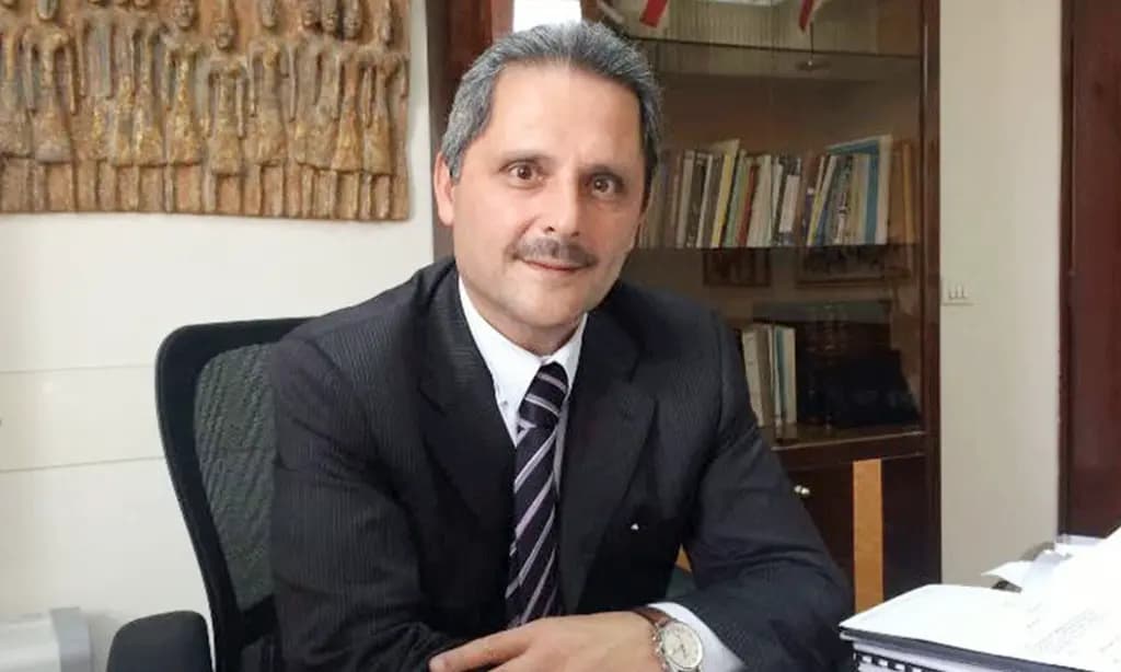 حمّود: "لا خيار إلا أن يستلم النائب الأوّل لحاكم المصرف الدفّة"
