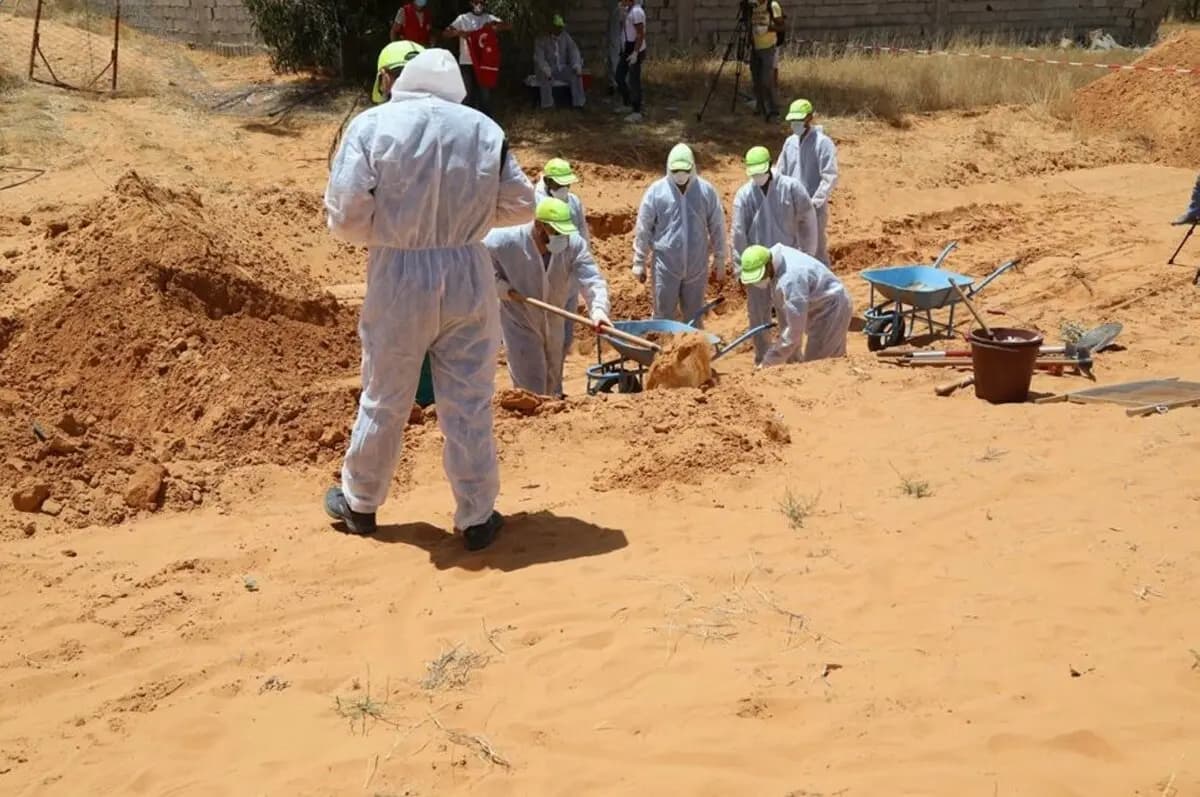 مقبرة جماعية في السودان