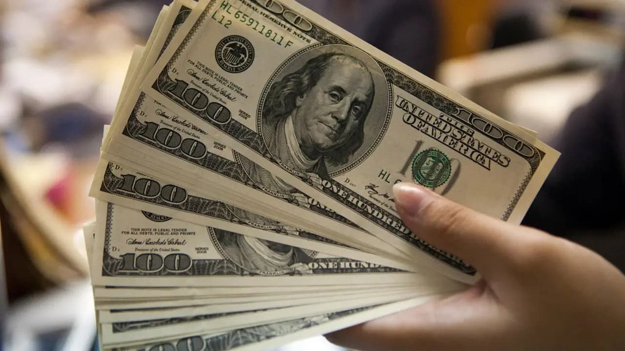 استقرار في سعر صرف الدولار