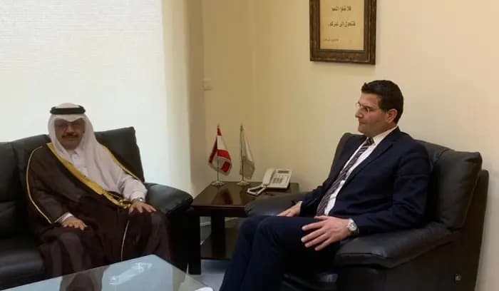 الحاج حسن يستقبل سفير قطر