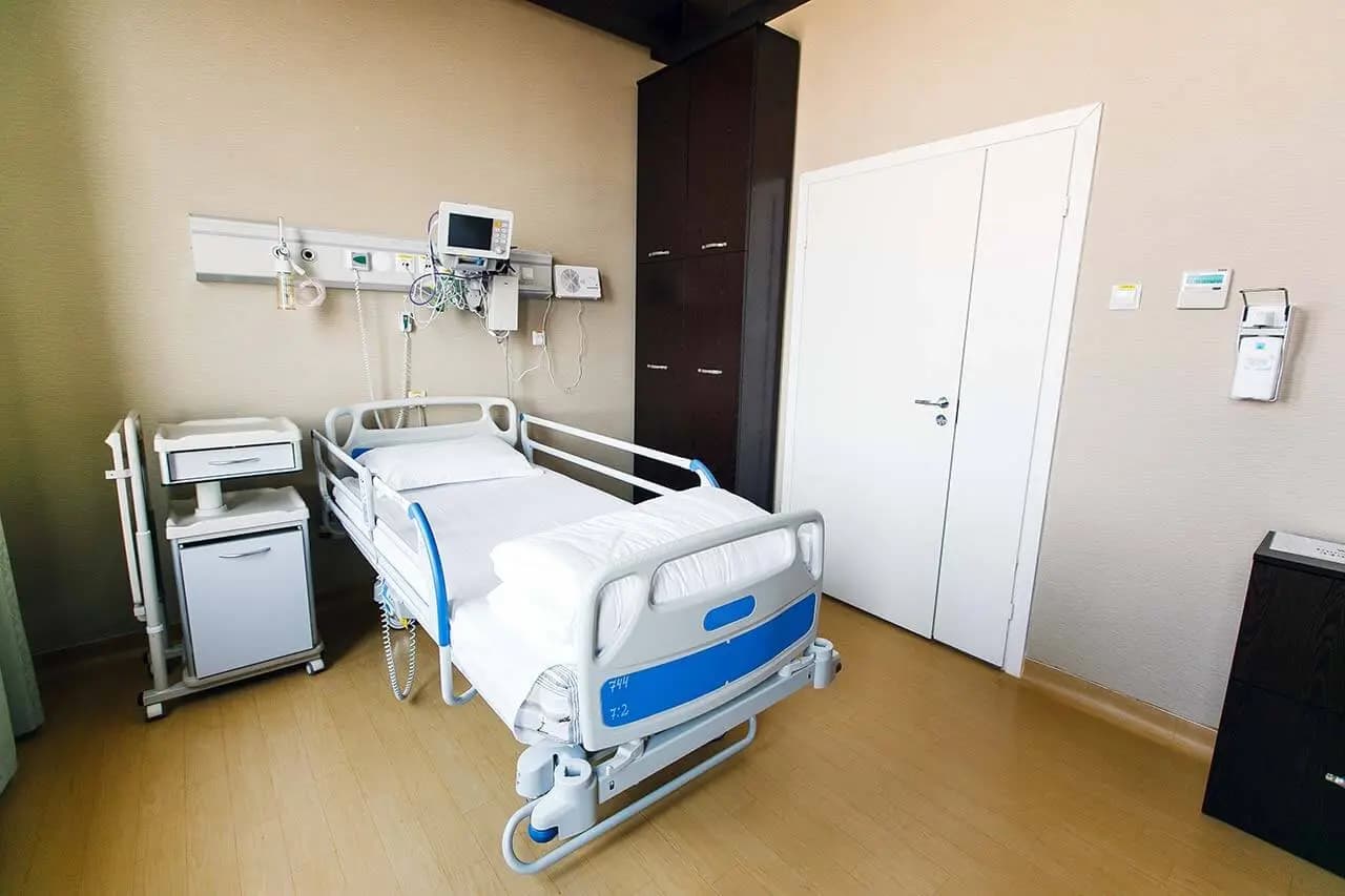 إضراب عن العمل في أحد المشافي… إليكم التفاصيل