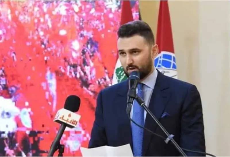 جنبلاط: لتعيين حاكم جديد لمصرف لبنان