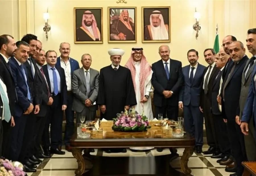 لا ندعمُ أيّ اسمٍ للرّئاسة.. البخاري: السّعودية تتمسّكُ باتّفاق الطّائف