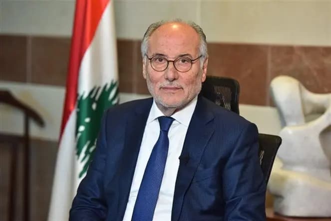 اتحاد الجامعات الدولي يمنح الحلبي وسام الاستحقاق