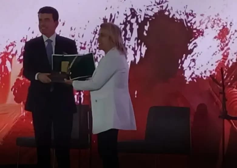 إسيسكو نطلق منتدى المنظمة للشاعرات وتكرم الباحثة والشاعرة المغربية فاطمة بوهراكة