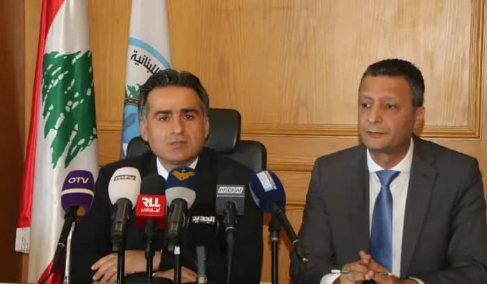 حمية يطلقُ مزايدةً لإدارةِ وتشغيلِ حافلاتِ "النّقل المشترك"
