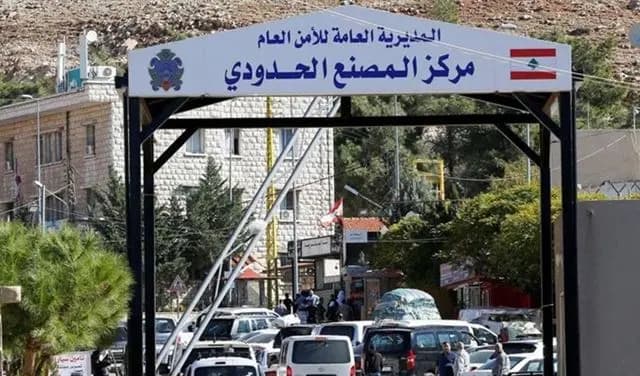 زحمة خانقة عند الحدود "اللبنانية- السورية".. والسبب؟