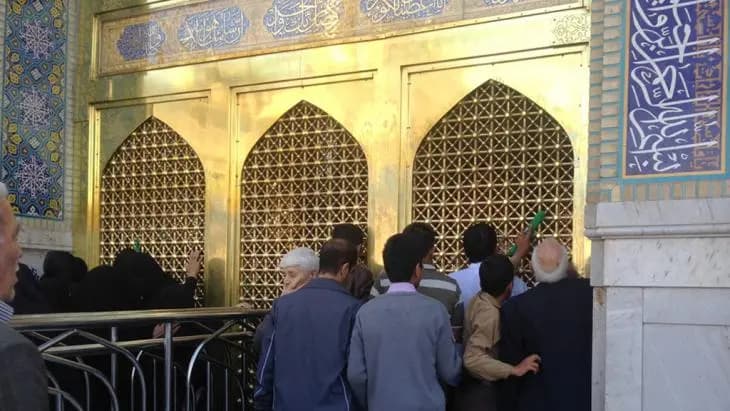 ٤ قتلى في هجوم على مرقد ديني جنوبي إيران