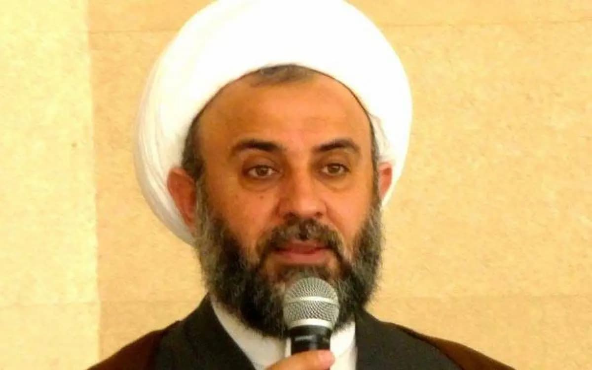 قاووق يُشيد بمواقف "عون"