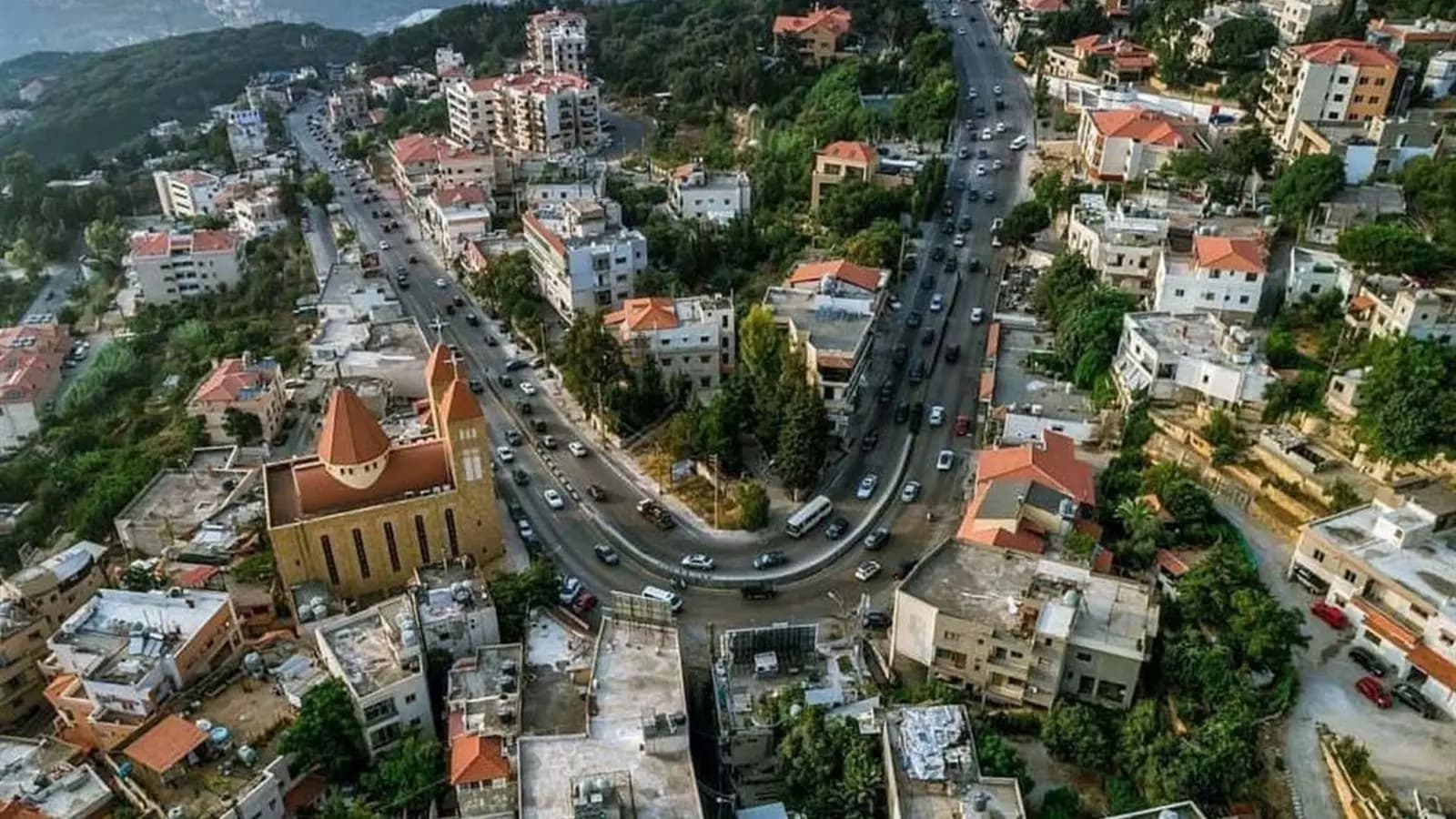 أوساط 8 آذار: المقاwمة هي الّتي تحتاج إلى ضمانات وليس خصومها